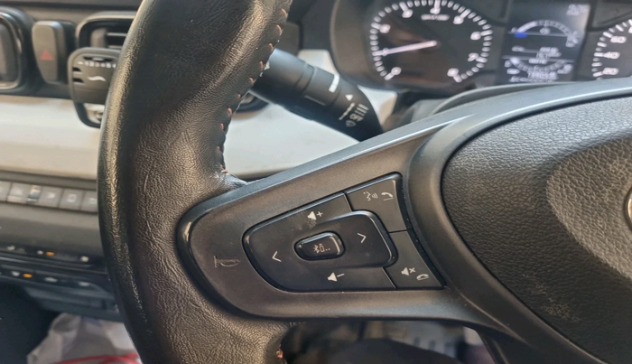 2021 Tata PUNCH PURE MT, Petrol, Manual, 74,839 km, interior