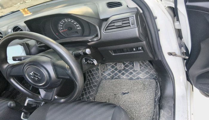 2023 Maruti Swift LXI, Petrol, Manual, 18,836 km, interior