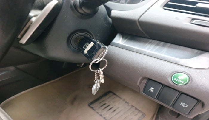 2013 Honda CRV 2.4L 2WD AT, Petrol, Automatic, 1,00,396 km, interior