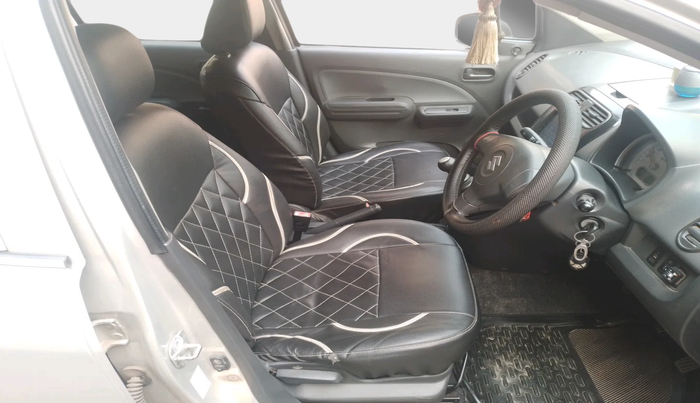 2011 Maruti Ritz LXI, Petrol, Manual, 1,00,002 km, interior