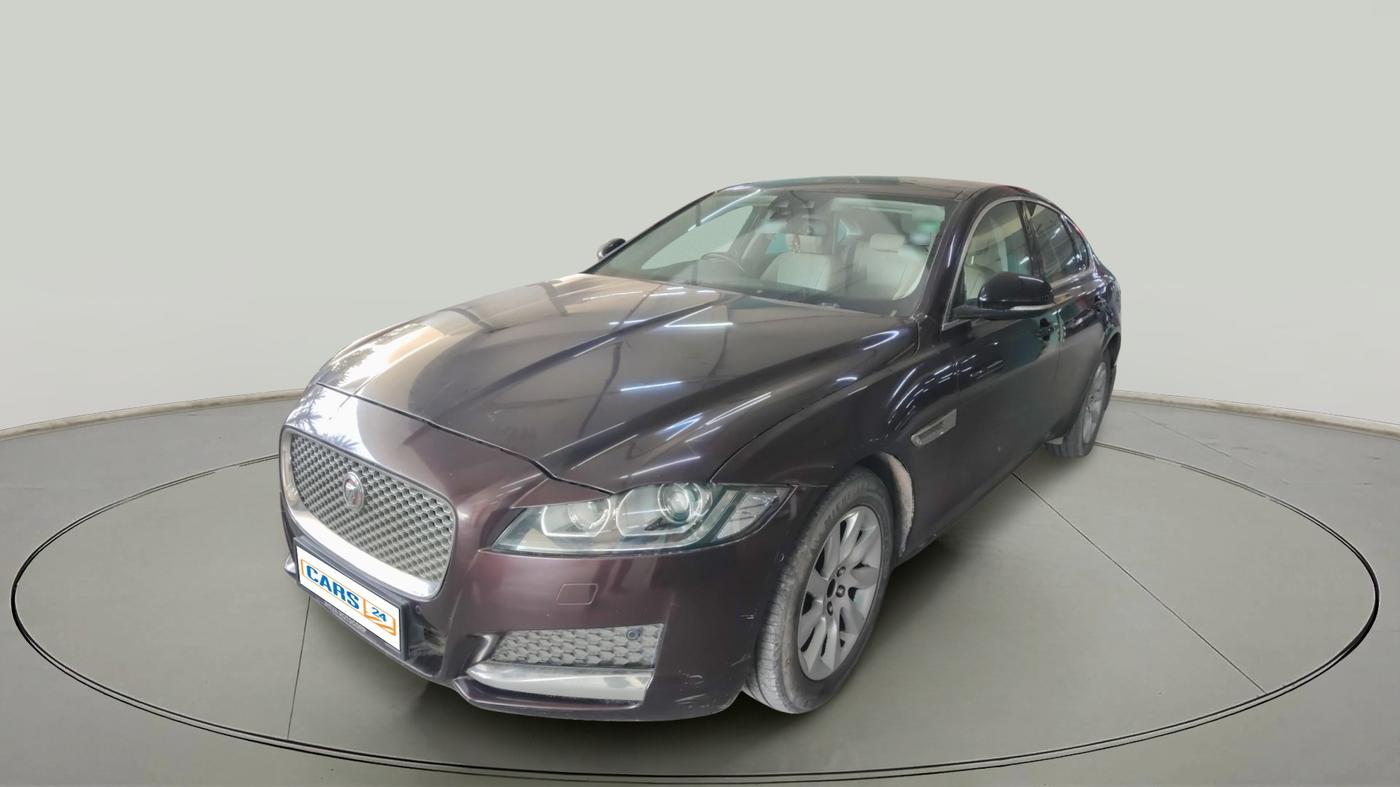 2017 Jaguar XF 2.0 DIESEL PRESTIGE, Diesel, Automatic, 1,06,306 km, exterior