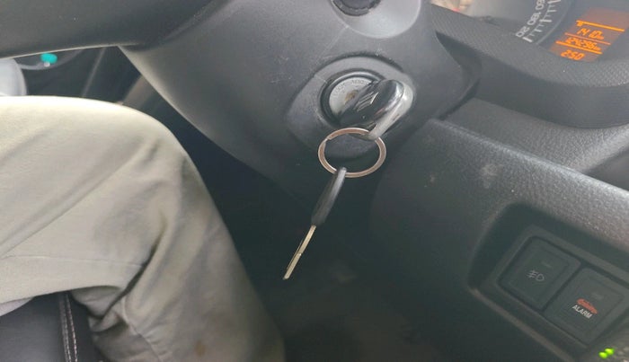 2016 Maruti Swift LXI (O), Petrol, Manual, 1,24,296 km, interior