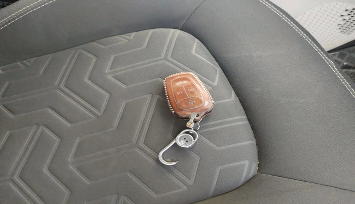 2021 Tata NEXON XZA PLUS (O) PETROL, Petrol, Automatic, 69,374 km, interior