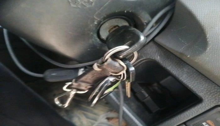 2012 Maruti Wagon R 1.0 LXI, Petrol, Manual, 90,008 km, interior