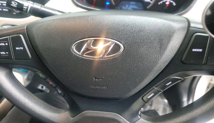 2017 Hyundai Grand i10 MAGNA 1.2 KAPPA VTVT, Petrol, Manual, 35,230 km, interior