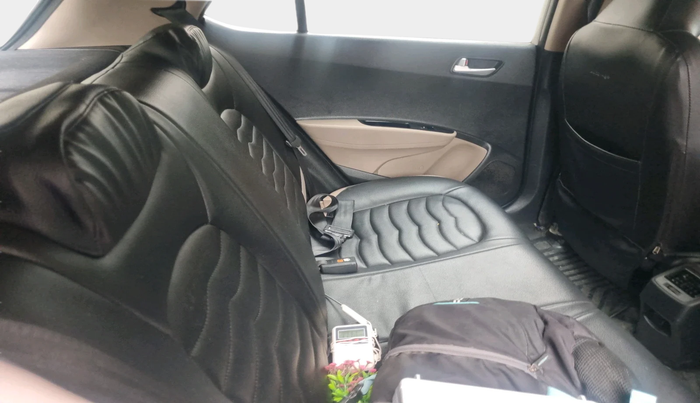 2017 Hyundai Grand i10 MAGNA 1.2 KAPPA VTVT, Petrol, Manual, 35,230 km, interior