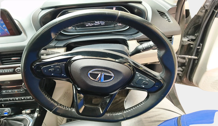 2021 Tata NEXON XZ PLUS DIESEL SUNROOF, Diesel, Manual, 58,410 km, interior