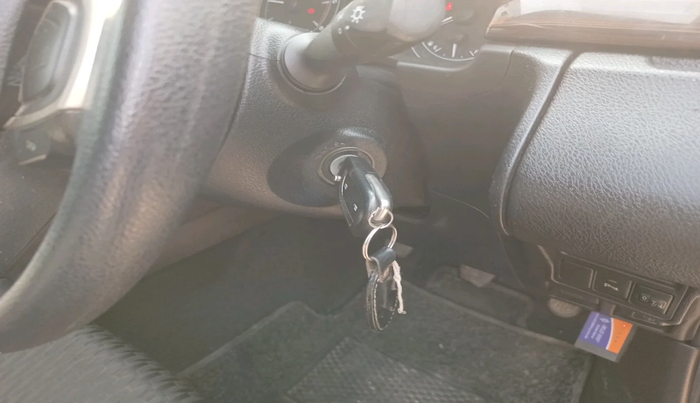 2018 Toyota Innova Crysta 2.4 GX 7 STR, Diesel, Manual, 64,032 km, interior