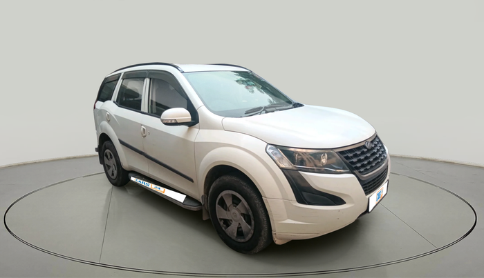 2018 Mahindra XUV500 W5, Diesel, Manual, 1,91,748 km, exterior