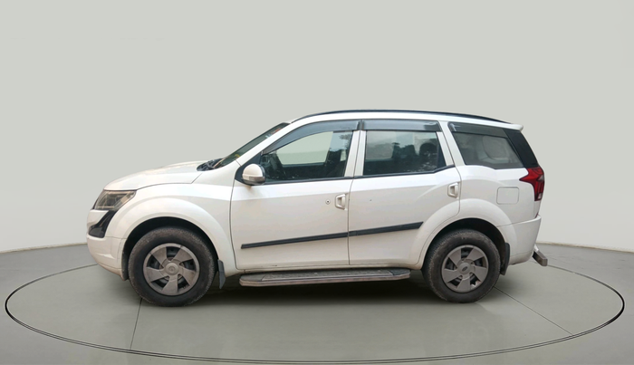 2018 Mahindra XUV500 W5, Diesel, Manual, 1,91,748 km, exterior