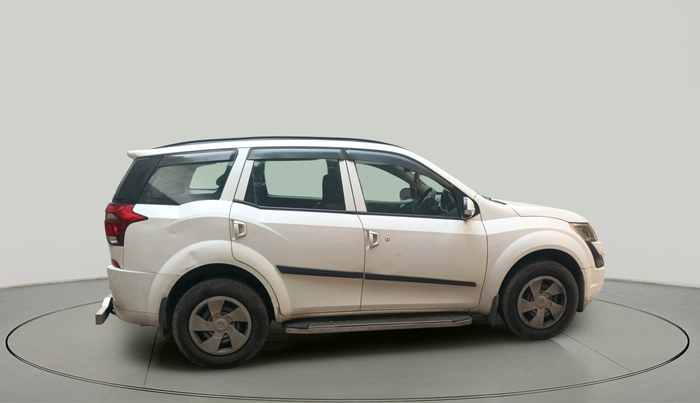 2018 Mahindra XUV500 W5, Diesel, Manual, 1,91,748 km, exterior