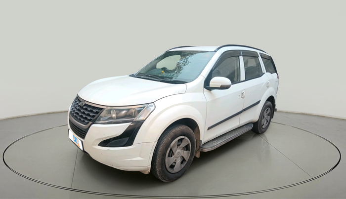 2018 Mahindra XUV500 W5, Diesel, Manual, 1,91,748 km, exterior