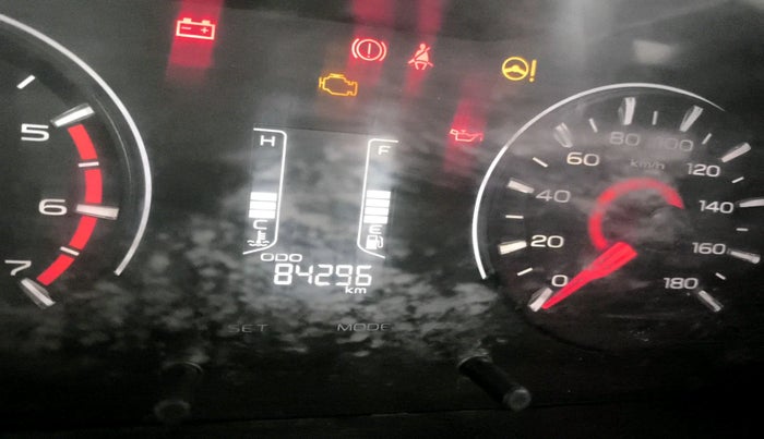 2016 Mahindra Kuv100 K8 5 STR, Petrol, Manual, 84,296 km, interior