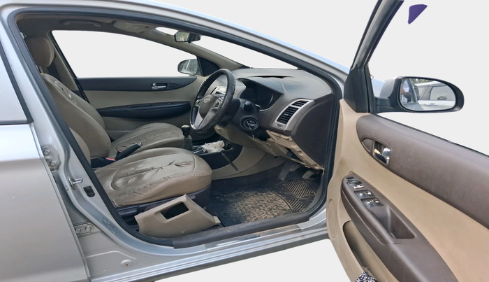 2010 Hyundai i20 ASTA 1.2, Petrol, Manual, 1,45,682 km, interior