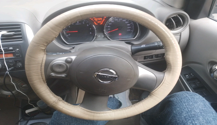 2014 Nissan Sunny XV PETROL, Petrol, Manual, 1,02,326 km, interior