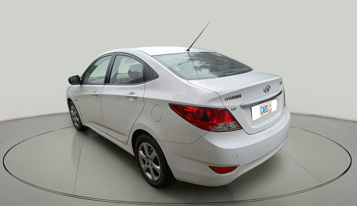 2011 Hyundai Verna FLUIDIC 1.6 VTVT EX, Petrol, Manual, 2,97,332 km, exterior