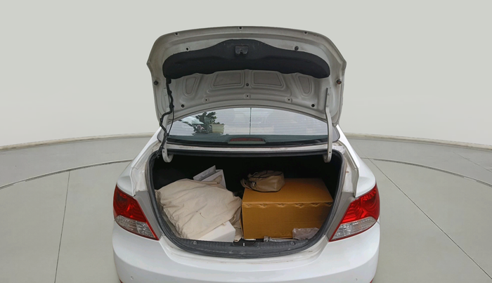 2011 Hyundai Verna FLUIDIC 1.6 VTVT EX, Petrol, Manual, 2,97,332 km, exterior