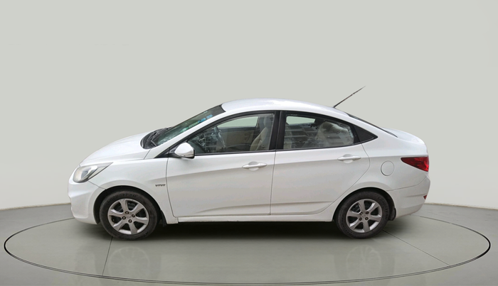 2011 Hyundai Verna FLUIDIC 1.6 VTVT EX, Petrol, Manual, 2,97,332 km, exterior