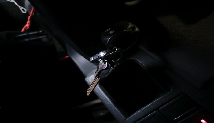 2011 Maruti Wagon R 1.0 VXI, Petrol, Manual, 87,743 km, interior