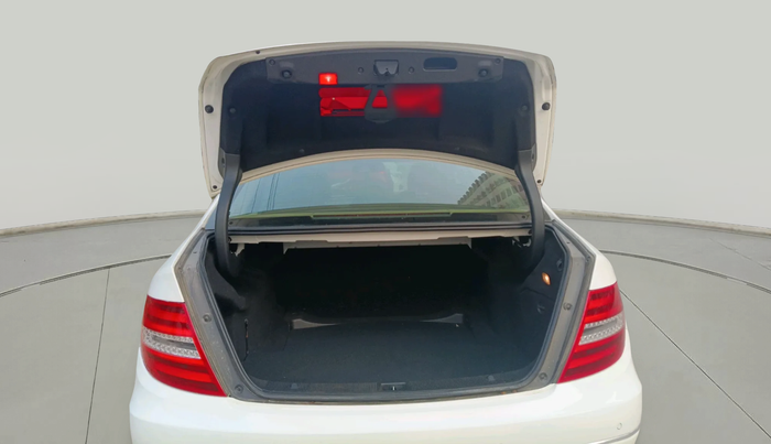 2013 Mercedes Benz C Class 200 CGI AVANTGARDE, Petrol, Automatic, 23,402 km, exterior