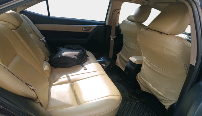 2015 Toyota Corolla Altis G PETROL, Petrol, Manual, 1,32,941 km, interior