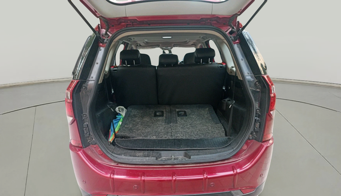 2018 Mahindra XUV500 W9, Diesel, Manual, 86,893 km, exterior