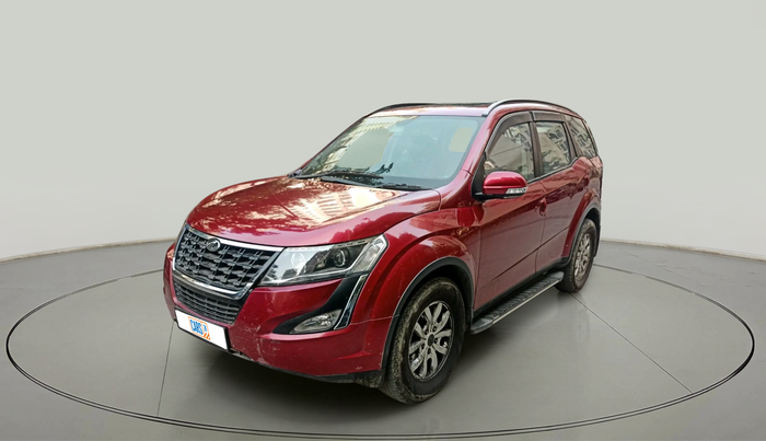 2018 Mahindra XUV500 W9, Diesel, Manual, 86,893 km, exterior