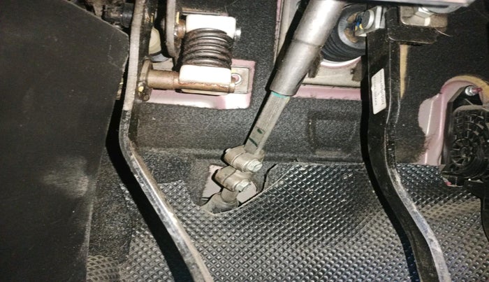 2018 Mahindra XUV500 W9, Diesel, Manual, 86,893 km, interior