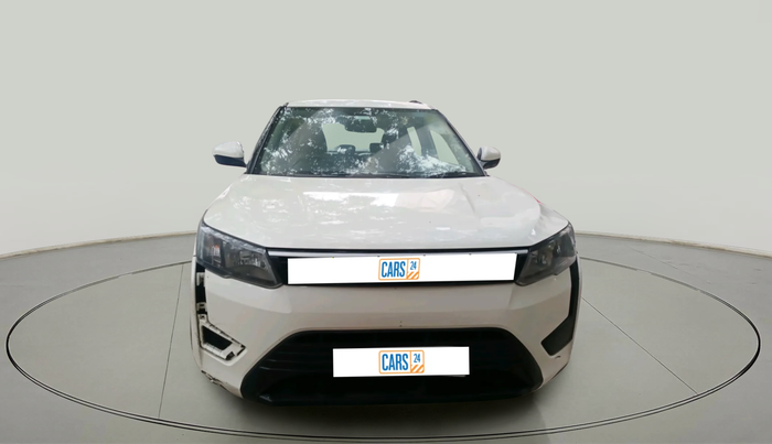 2019 Mahindra XUV300 W6 1.2 PETROL, Petrol, Manual, 50,911 km, exterior