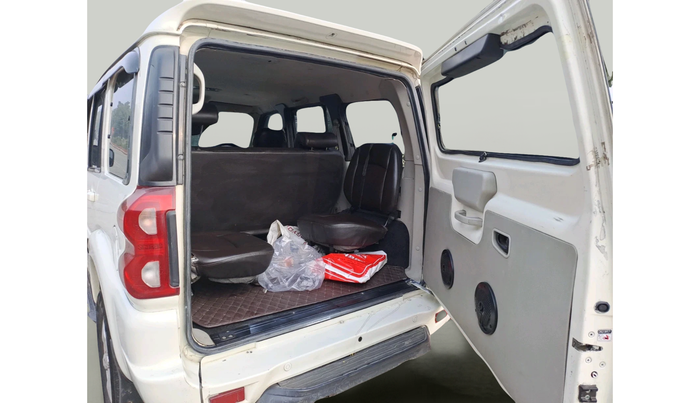 2018 Mahindra Scorpio S7, Diesel, Manual, 95,898 km, exterior