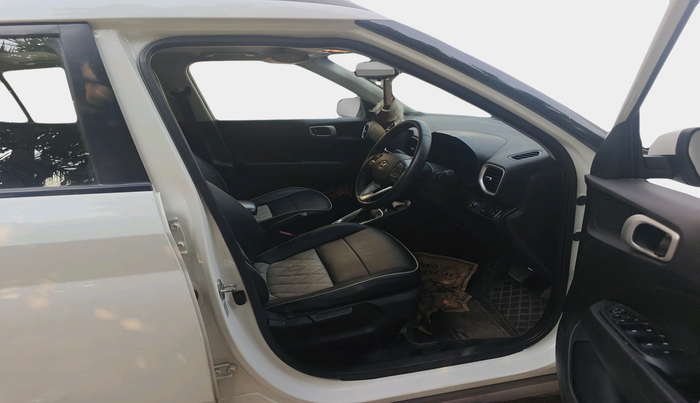 2019 Hyundai VENUE SX PLUS 1.0 TURBO DCT, Petrol, Automatic, 68,188 km, interior