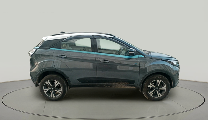 2022 Tata NEXON EV XZ PLUS LUX, Electric, Automatic, 98,520 km, exterior