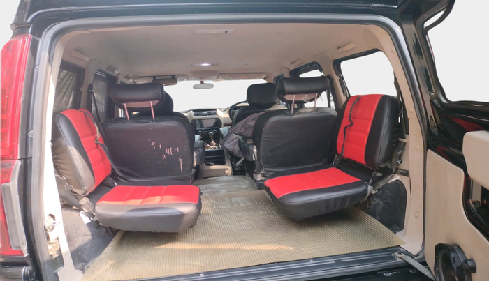 2022 Mahindra SCORPIO CLASSIC S11 7STR, Diesel, Manual, 62,089 km, interior