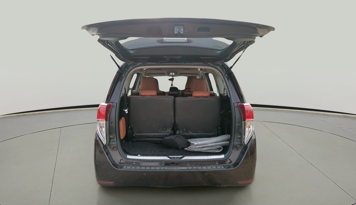 2016 Toyota Innova Crysta 2.7 VX 7 STR, Petrol, Manual, 73,280 km, exterior