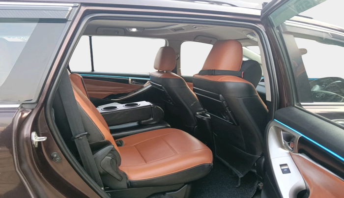 2016 Toyota Innova Crysta 2.7 VX 7 STR, Petrol, Manual, 73,280 km, interior