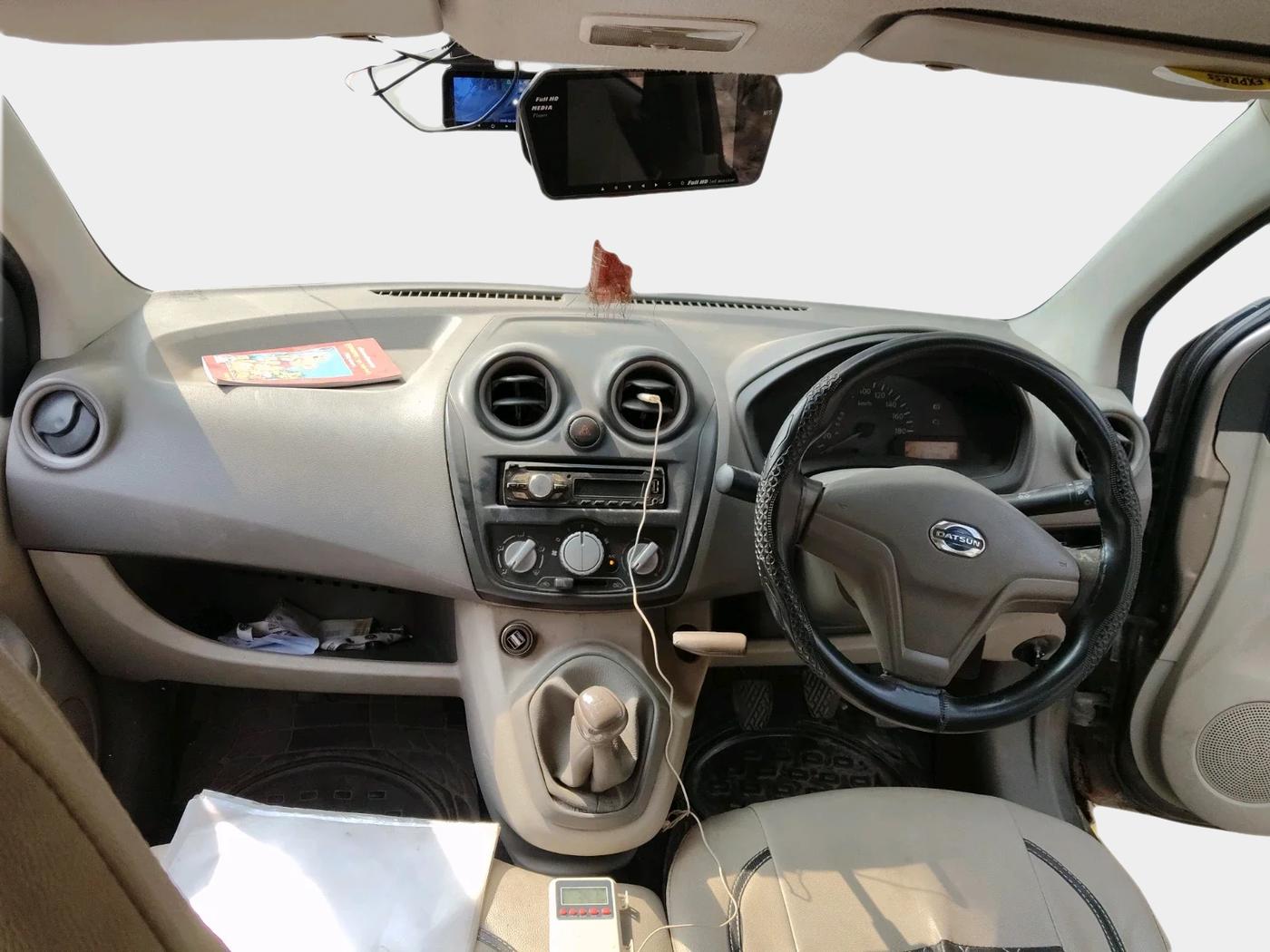 2015 Datsun Go Plus A, Petrol, Manual, 67,798 km, interior