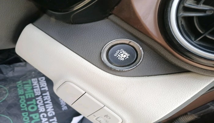 2020 Hyundai AURA SX 1.2, Petrol, Manual, 64,377 km, interior