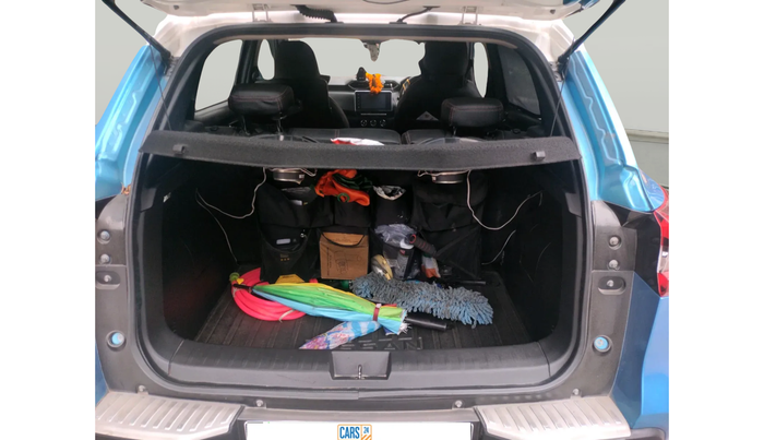 2022 Nissan MAGNITE XV PREMIUM TURBO CVT DUAL TONE, Petrol, Automatic, 64,728 km, exterior