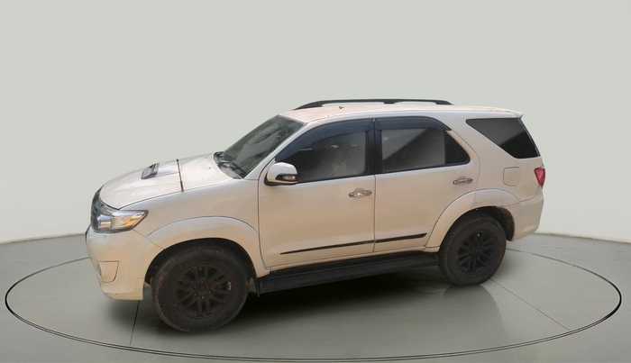 2013 Toyota Fortuner 3.0 4X2 AT, Diesel, Automatic, 1,57,909 km, exterior