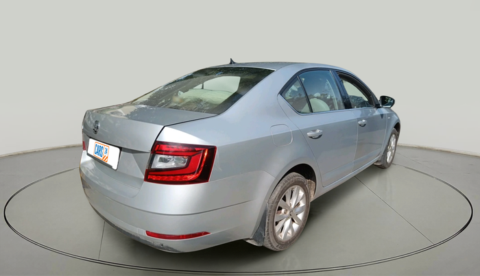 2017 Skoda Octavia 2.0 TDI L&K AT, Diesel, Automatic, 1,31,068 km, exterior