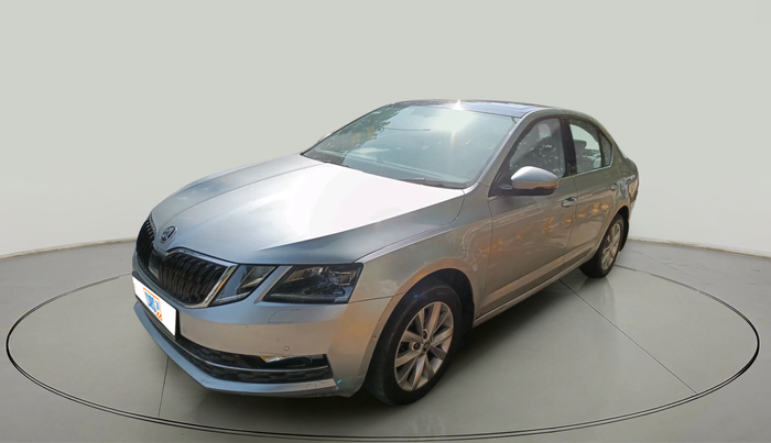 2017 Skoda Octavia 2.0 TDI L&K AT, Diesel, Automatic, 1,31,068 km, exterior