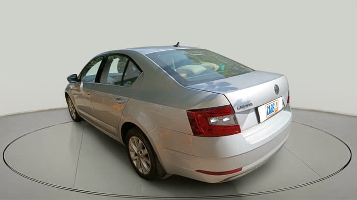 2017 Skoda Octavia 2.0 TDI L&K AT, Diesel, Automatic, 1,33,000 km, exterior