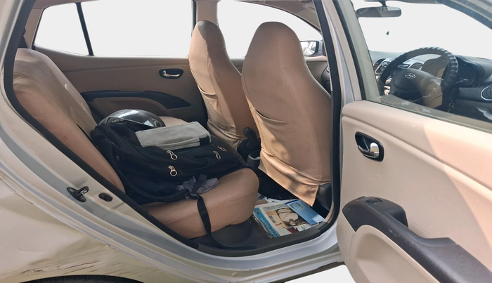 2012 Hyundai i10 MAGNA 1.1, Petrol, Manual, 1,67,254 km, interior