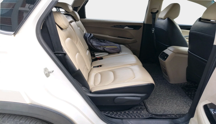 2022 MG HECTOR SHARP 1.5 PETROL CVT, Petrol, Automatic, 42,095 km, interior