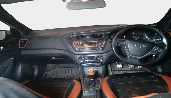 2015 Hyundai i20 Active 1.4 S, Diesel, Manual, 2,81,958 km, interior