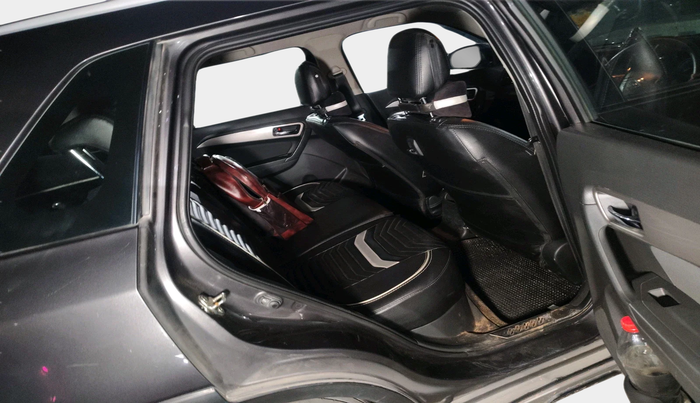 2017 Maruti Vitara Brezza ZDI, Diesel, Manual, 1,09,376 km, interior