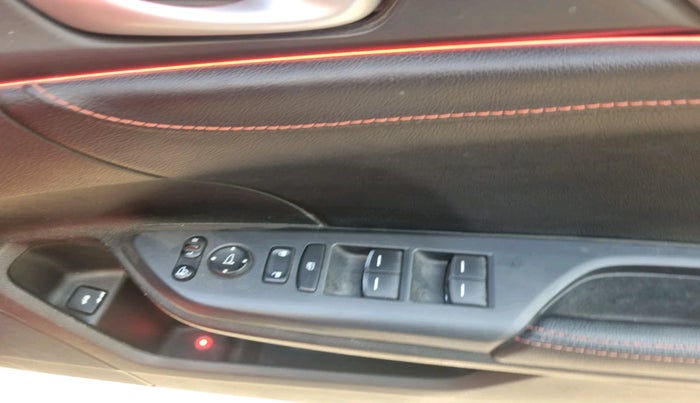 2019 Honda Civic 1.8L I-VTEC ZX CVT, Petrol, Automatic, 1,17,940 km, interior