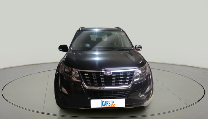 2018 Mahindra XUV500 W7, Diesel, Manual, 48,322 km, exterior