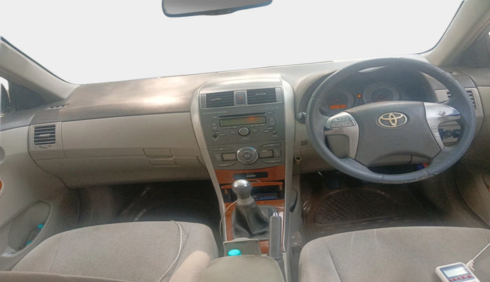 2011 Toyota Corolla Altis G PETROL, Petrol, Manual, 1,21,637 km, interior