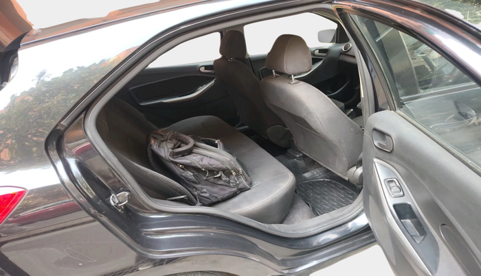 2017 Ford New Figo TREND 1.2 PETROL, Petrol, Manual, 1,00,230 km, interior